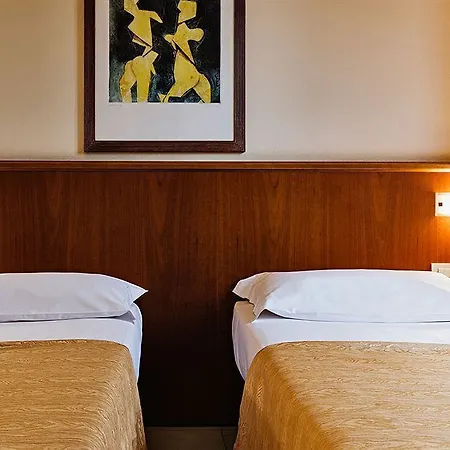 Leonardo Hotel