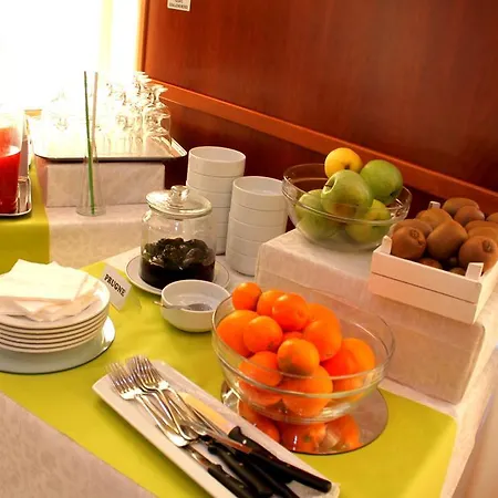 Leonardo ホテル 3*