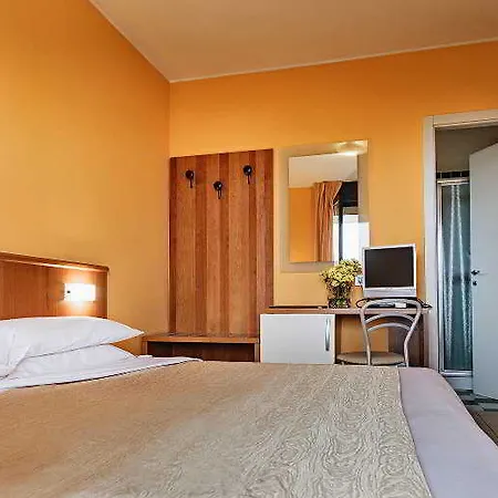 ホテル Leonardo パルマ