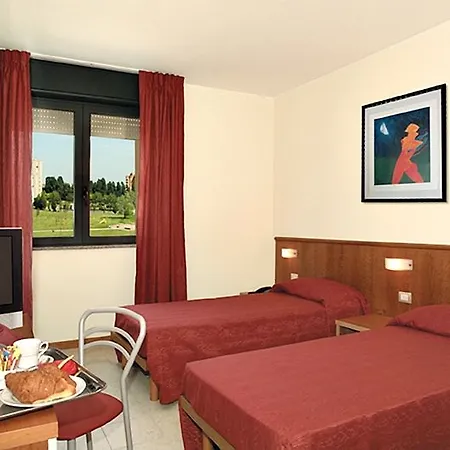 ホテル Leonardo パルマ