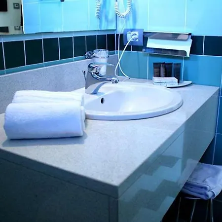 ホテル Leonardo パルマ